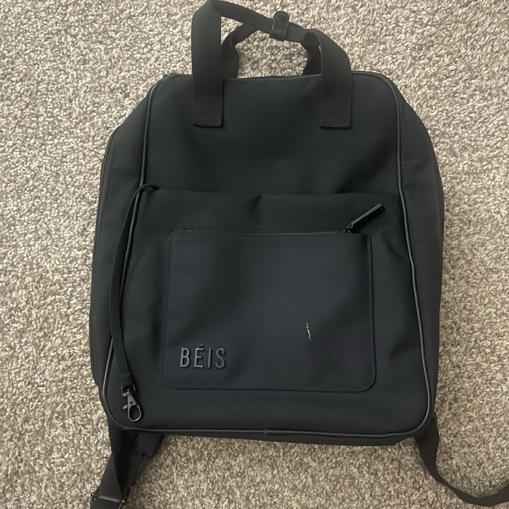 Beis expandable backpack
